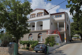 Apartments with a parking space Starigrad, Paklenica - 6563  Стариград